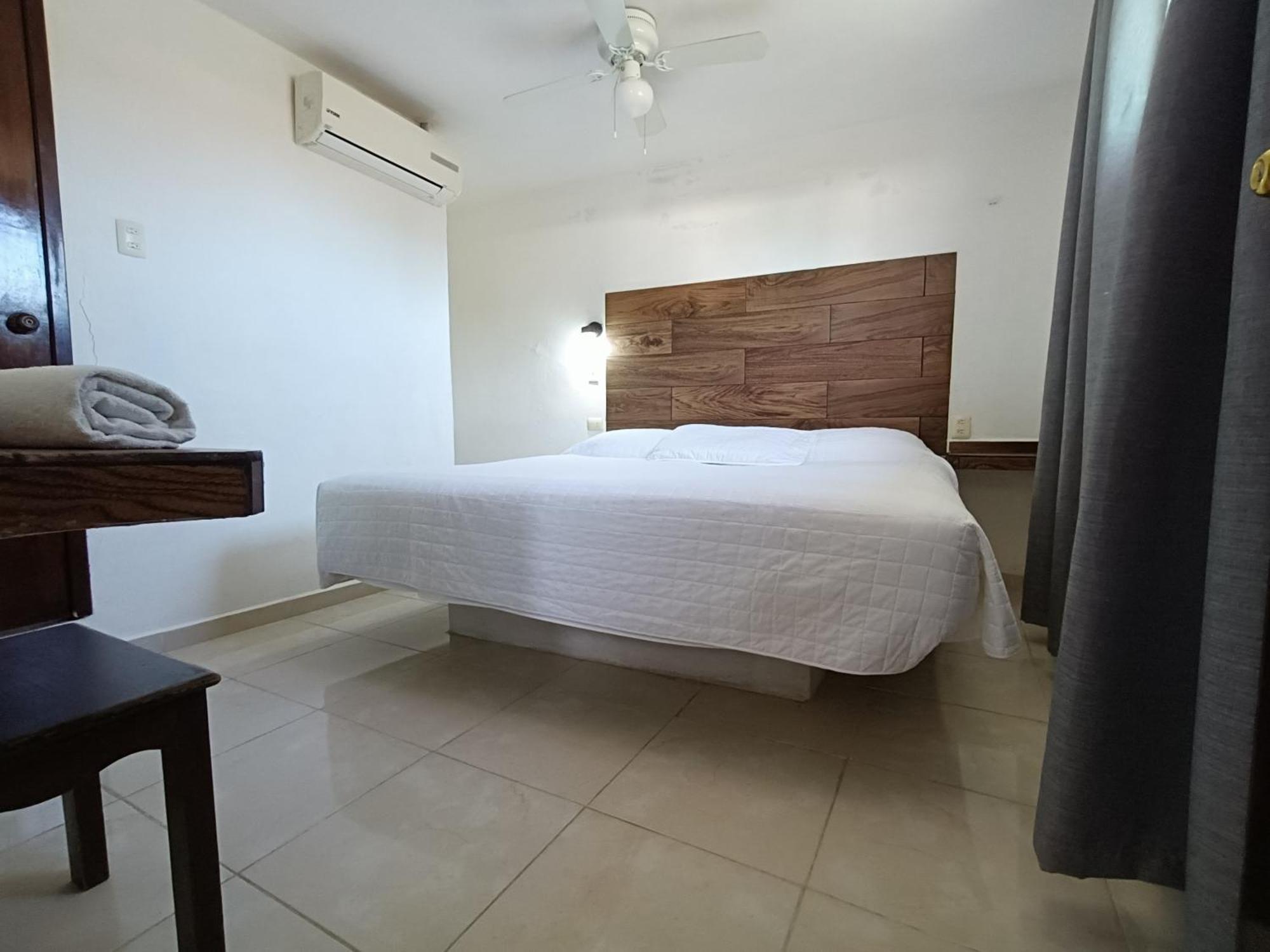 Hotel Rath Campeche Room photo